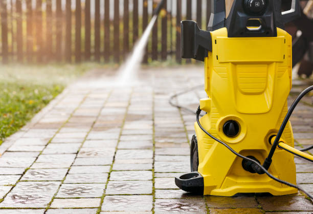 Best Pool Deck Cleaning  in Marlette, MI